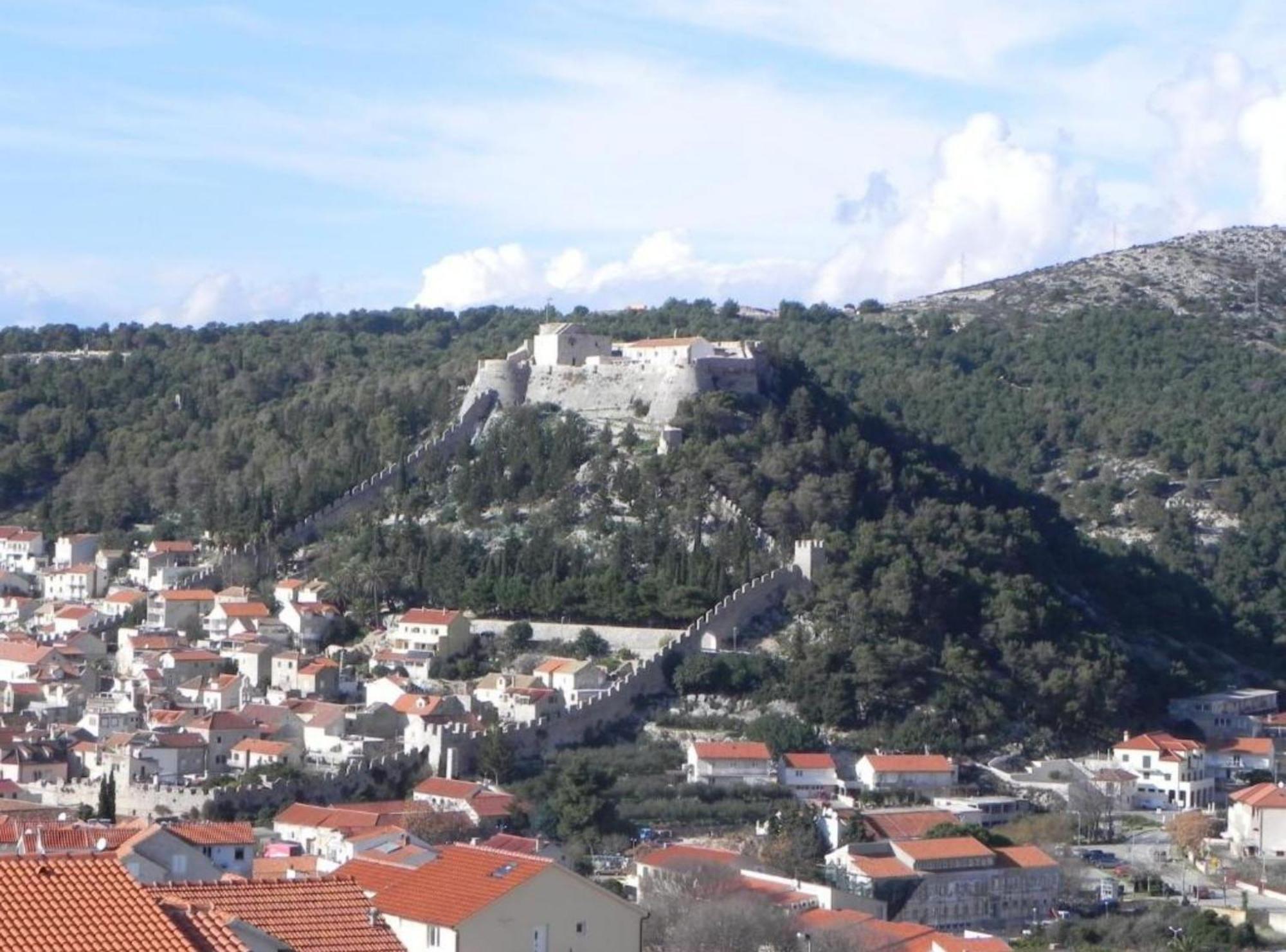 Apartments Trogrlic Hvar Town Luaran gambar